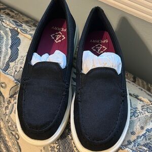 Sperry Black and White Slip-On Loafers Casual Comfort With Box New Medium width